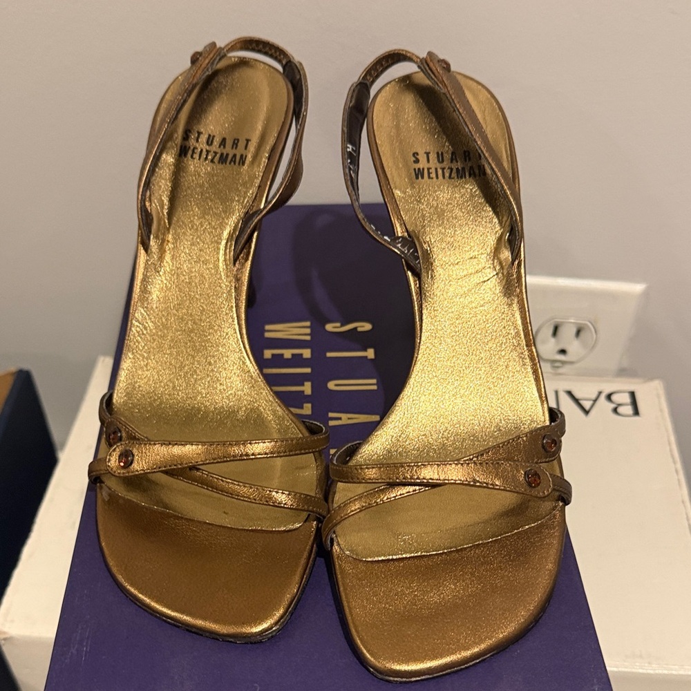 Stuart Weitzman Metallic Bronze Heels like new with box